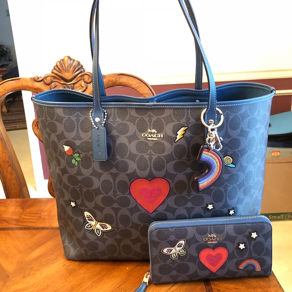 🌈New condition Coach City Tote w/NWT Coach wallet